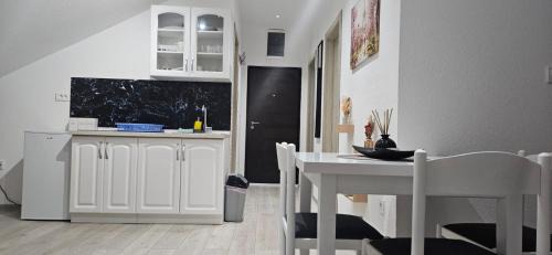 Igalo Apartamento | Taksim Apartman 1