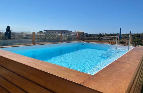Kirkop Casa | Tal-Karmnu Entire house with private heated pool and jacuzzi