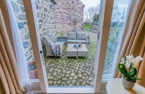 Bangor Casa | Tal Y Bont Uchaf Cottage