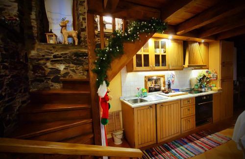 Lousa Chalet De Esquí | Talasnal Casa do Cascão