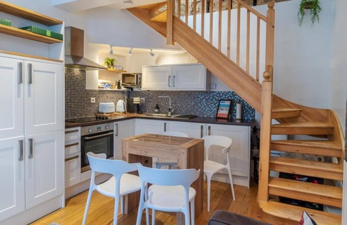 Horsham Casa | Talbot Lane Cottage Horsham | By My Getaways