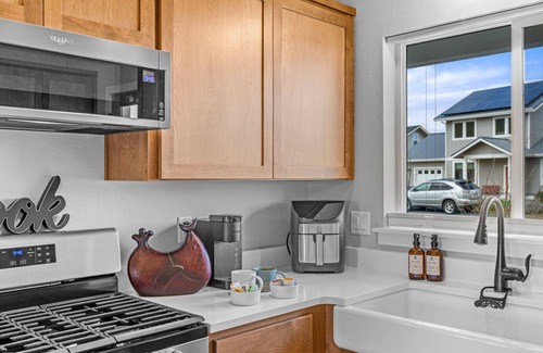 Talent Casa | Tranquil 2-Bedroom Escape