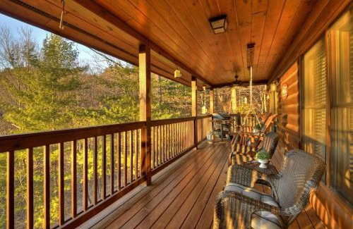 Blue Ridge Villa | Talking Leaves Hot tub firepit and comfy king beds