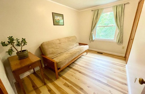 Crozet Casa | Tall Tale Farm Guest House
