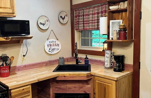 Hilham Cabina | Cabañas y desayuno de Talley por Dale Hollow Lake. ¡Justo donde quieres estar!