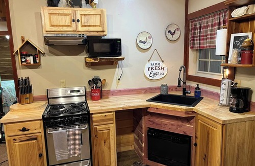 Hilham Cabina | Cabañas y desayuno de Talley por Dale Hollow Lake. ¡Justo donde quieres estar!