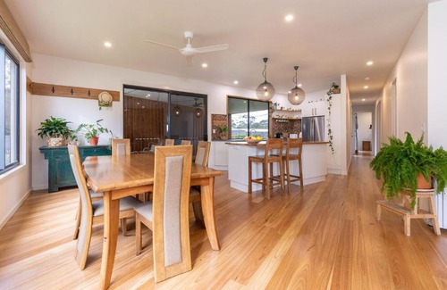 Blueys Beach Casa | Tallo Reef