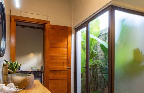 Hoa Lu Hotel | Tam Coc Banana Bungalow