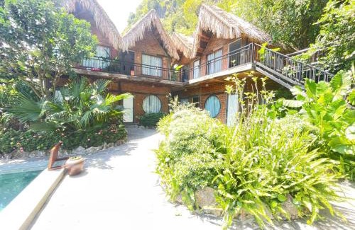 Hoa Lu Cabina | Tam Coc Golden Fields Resort