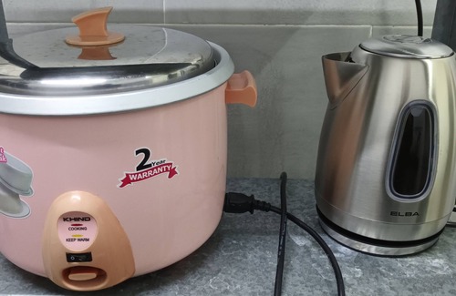 Puchong Apartamento | Taman Putra Perdana Budget Apartment with AC-WiFi-Cooking