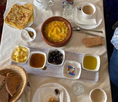 Zaouia Ben Smine Casa | Tamanoucht