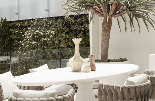 Tamarama Casa | Tamarama House has 5 bespoke bedrooms and is home to enchanting views.