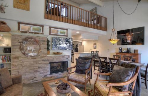 Purgatory Casa | Tamarron Pinecone - 810