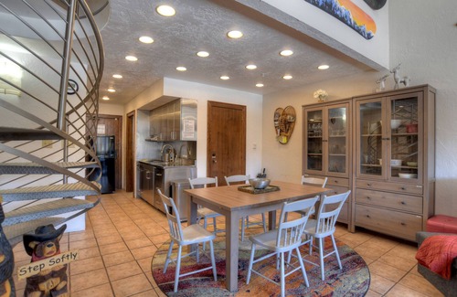 Purgatory Condominio | Tamarron Treasure (#502) | 10 min to Ski - Golf/Pool/Hot Tub/AC - Views