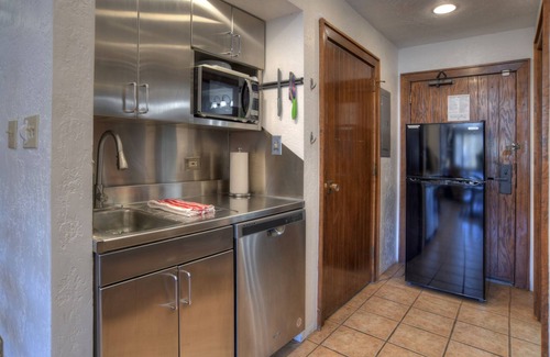 Purgatory Condominio | Tamarron Treasure (#502) | 10 min to Ski - Golf/Pool/Hot Tub/AC - Views