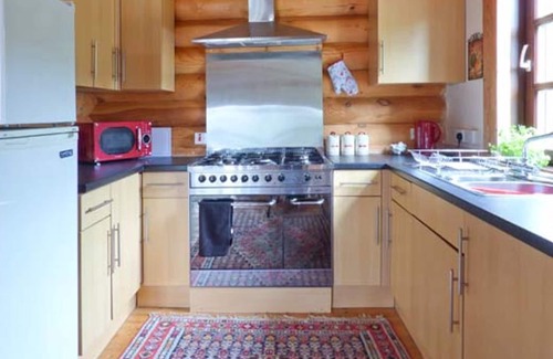 Pentney Casa | TAMAURA LODGE, pet friendly, character holiday cottage in King's Lynn