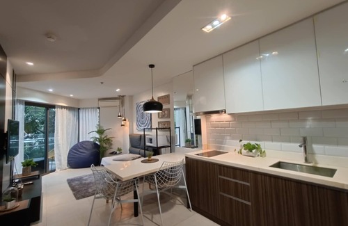 Maribago Condominio | Tambuli 1 Bedroom Beachfront Condo