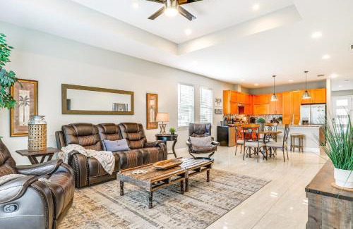 Carver City - Lincoln Gardens Casa | Tampa Home with Fire Pit, Yard, Cornhole and More!