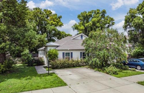 Tampa Heights Casa | Tampa Riverwalk Renovated Walkable to Restaurants