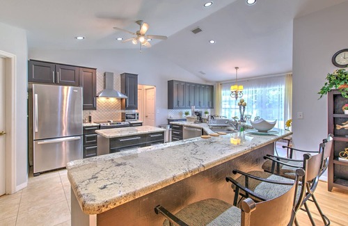 Seffner Community Alliance Cabaña | Tampa -Seffner-Brandon FL 3 bed 1 bath family, pet-friendly house