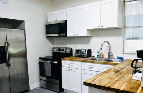 Sulphur Springs Casa | Tampas Unique, Centrally Located Home [Near Busch Gardens, USF, Midtown]