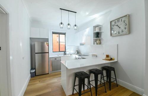 Dubbo Apartamento | Tamworth Retreat - Sleek & Stylish, Sleeps 5