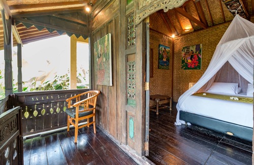 Melayang Complejo | Tanah Merah Art Resort