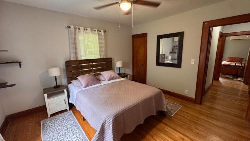 Hendersonville Otro | Tandem Lodge - Unit 1
