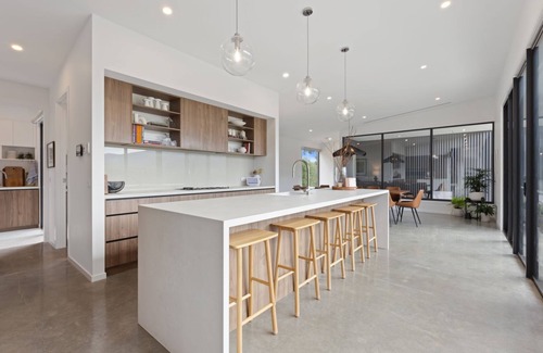 Merrijig Casa | Tanderra 180 - Meaning "Resting Place" - Sleeps 12