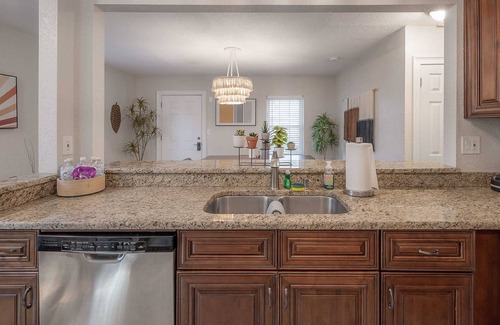 Riverside Heights Casa | "Tangerine Dream" - Game Room|Grill| Fire Pit