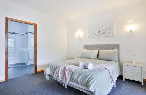 Sanctuary Point Casa | Tangerine - Pet Friendly - 3 Mins Walk to Beach