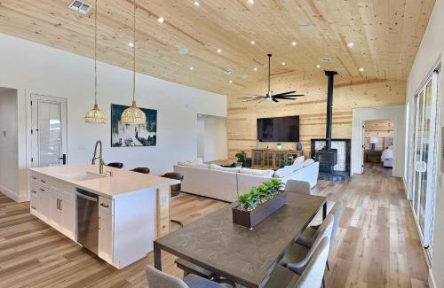 Williams Casa | Tangerine Sky Ranch Cabin