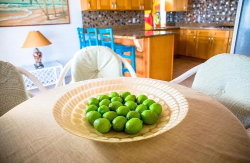 Adelaide Casa | Tangerine Sunsets Pomelo North