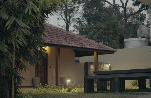 Meppadi Cama Y Desayuno | Tangerine Tales Boutique Resort By LexStays