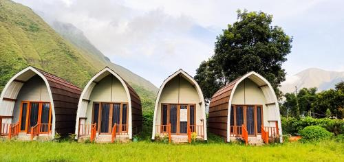 Kecamatan Sembalun Hotel | Tangga Bungalows