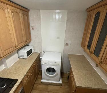 Haselbury Apartamento | Tanners End Apartment