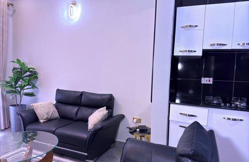 Mbarara Cama Y Desayuno | Tanzi Homes