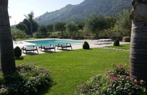Mitogio Villa | VILLA TAORMINA IBISCO ALCANTARA