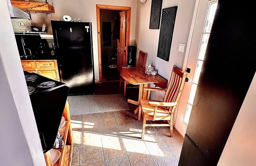 El Prado Casa | Taos Loft Nest with Monthly & Weekly Discounts!