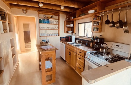 El Prado Casa | Taos Mountain Views Cozy Home Special Rates