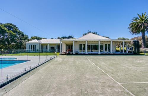 Portsea Casa | Tara fully fenced pool and pest control done regularly and can be done before booking