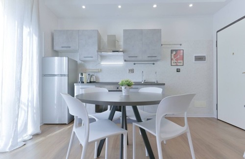 Bolognina Apartamento | Taron House Bologna [station-center-fiera]