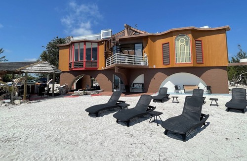 Long Beach Estates Cama Y Desayuno | Tarpon deluxe room