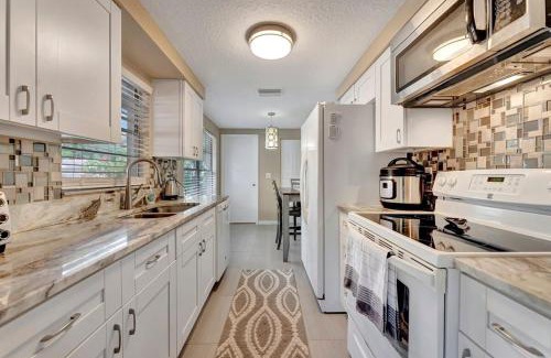 Tarpon Springs Casa | Tarpon Springs Family Vacation 5 mins to beach