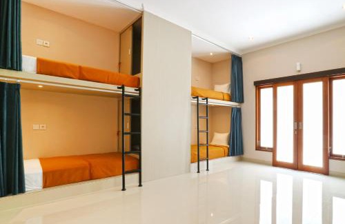Bukit Casa | Taste of Bali Hostel