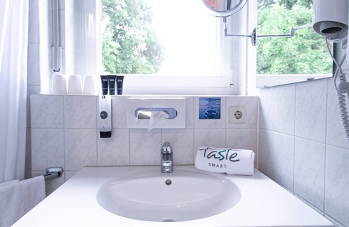 Backnang Cama Y Desayuno | Taste Smart Hotel Backnang
