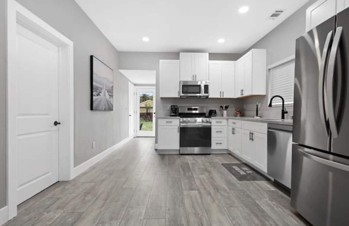 Roseville Casa | Tasteful oasis in old Roseville