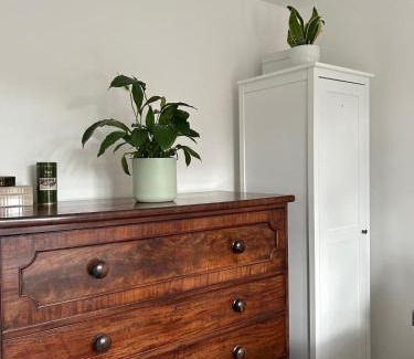 Formby Apartamento | Tastefully decorated 3 bed home