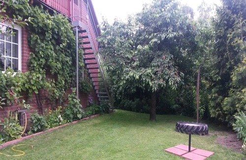 Gartow Apartamento | Apartamentos amueblados con buen gusto y un jardín bien cuidado.