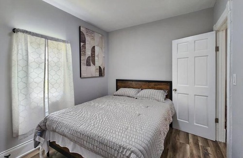 Springfield Apartamento | Tastefully furnished repose home
